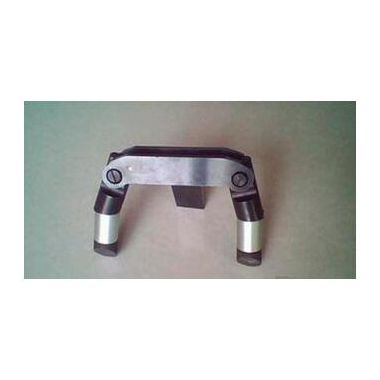 Permanent magnetic yoke